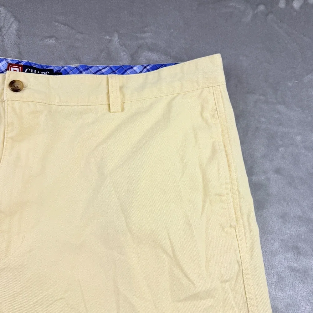 Chaps Men's Size 42 Flat Front Chino Shorts Yellow Cotton